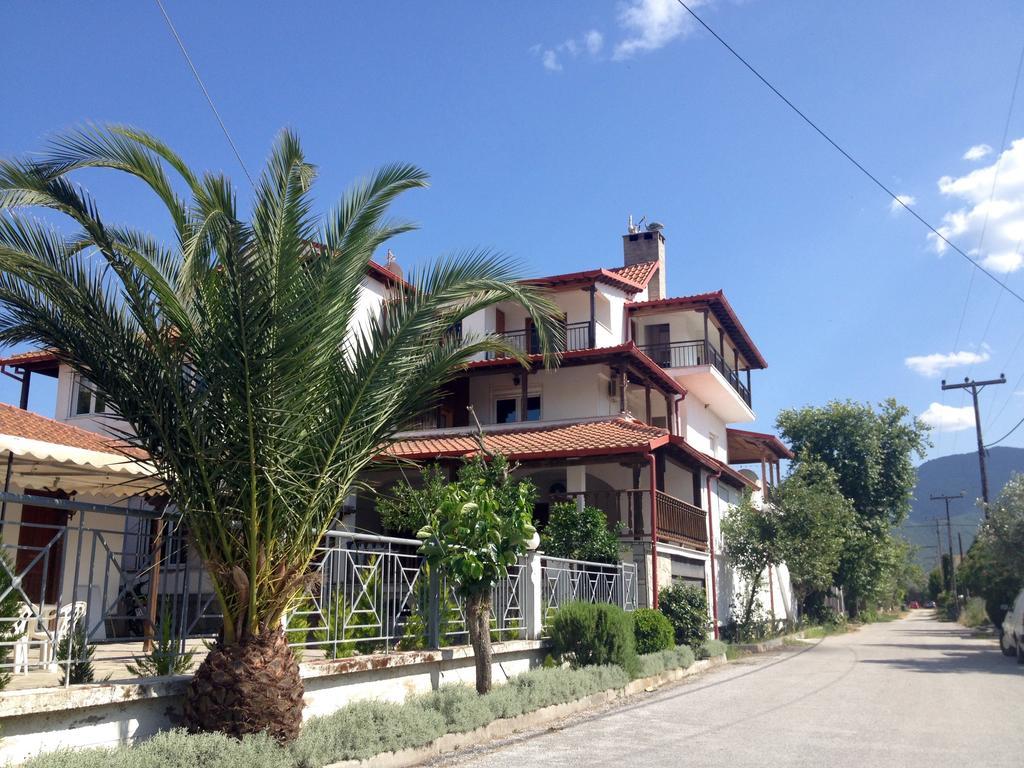 Апартаменты Menis Haus Врасна Экстерьер фото